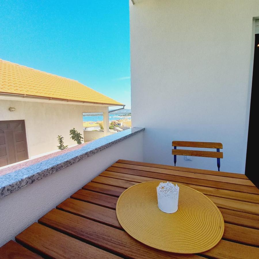 Apartments M & L Murter Exterior foto